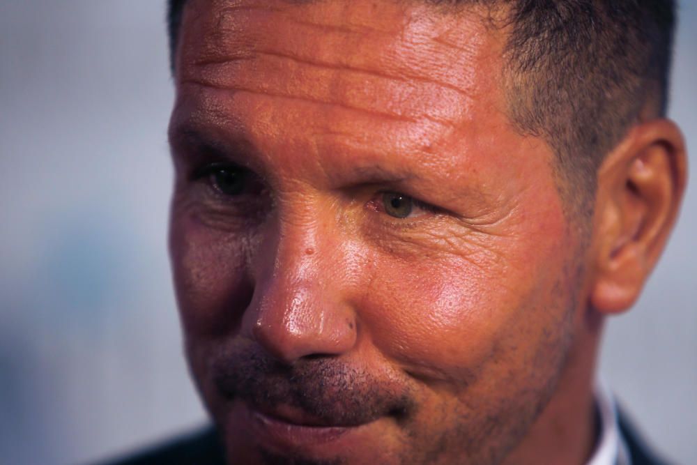 Atletico Madrid's coach Simeone talks to TV ...