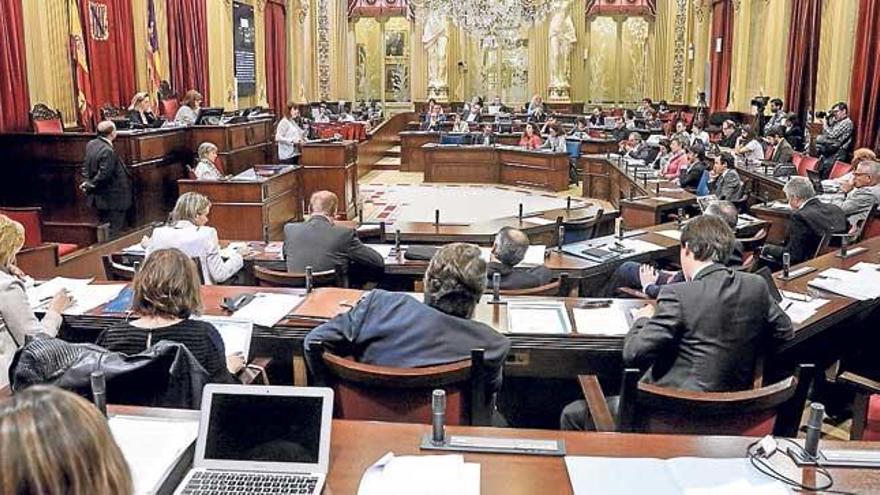 Imagen de un pleno del Parlament.