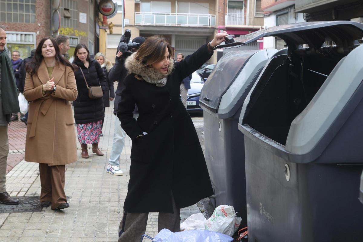 La alcaldesa de Zragoza, Natalia Chueca, anuncia la nueva Ordenanza Cívica de Zaragoza