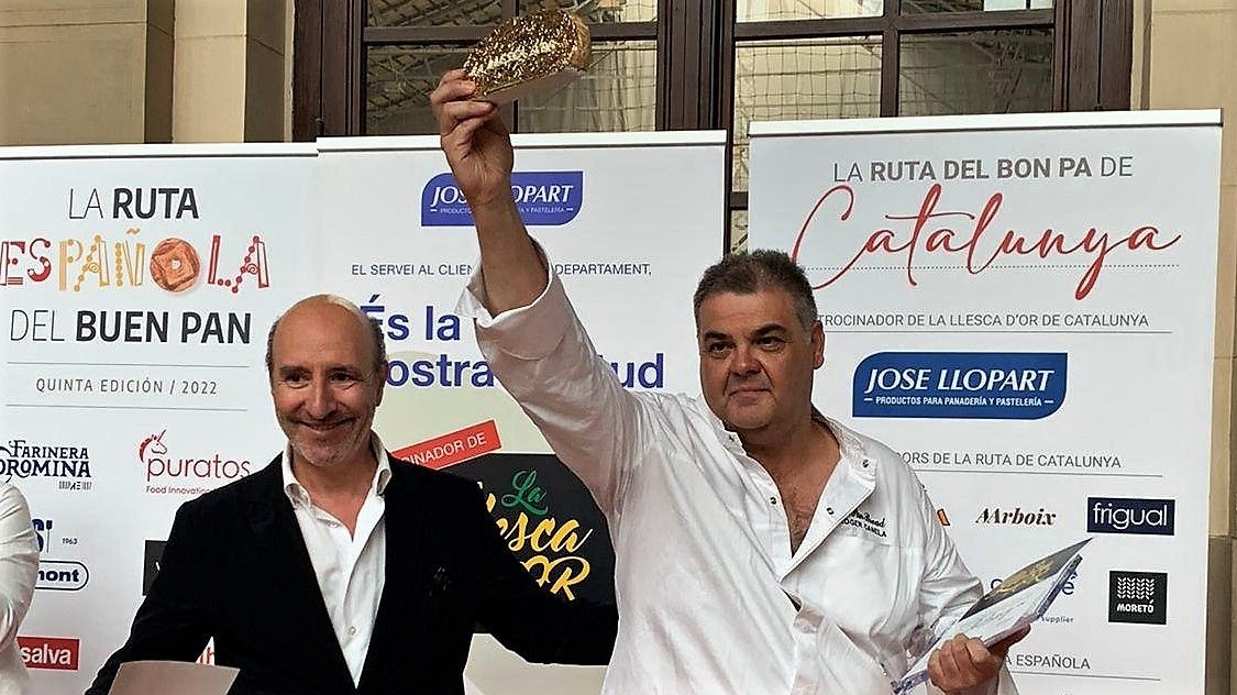 Roger Canela, el mejor panadero de Catalunya al ganar la Llesca d'Or 2022