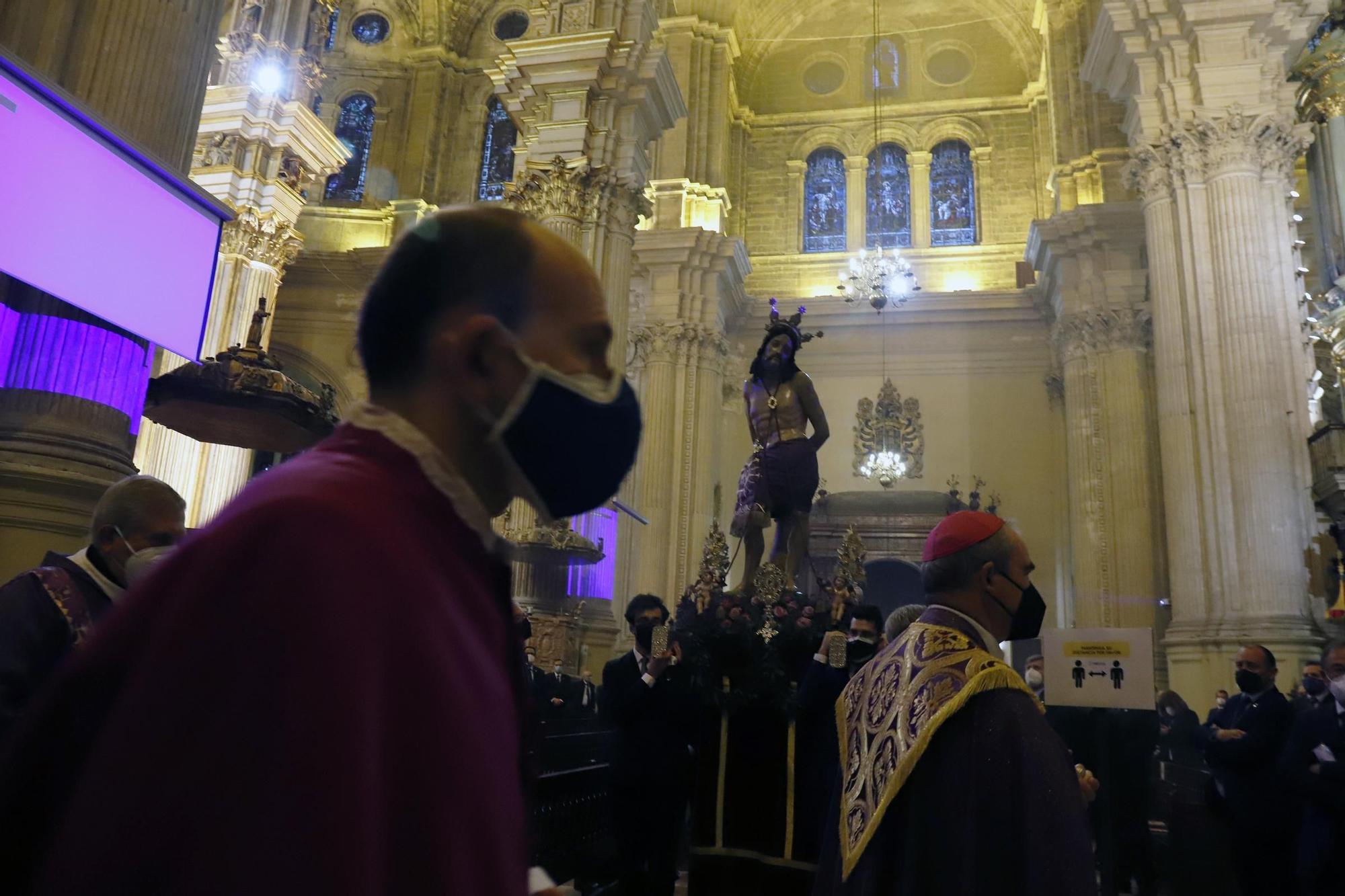 El Cristo de la Salud preside el vía crucis del primer viernes de Cuaresma en Málaga