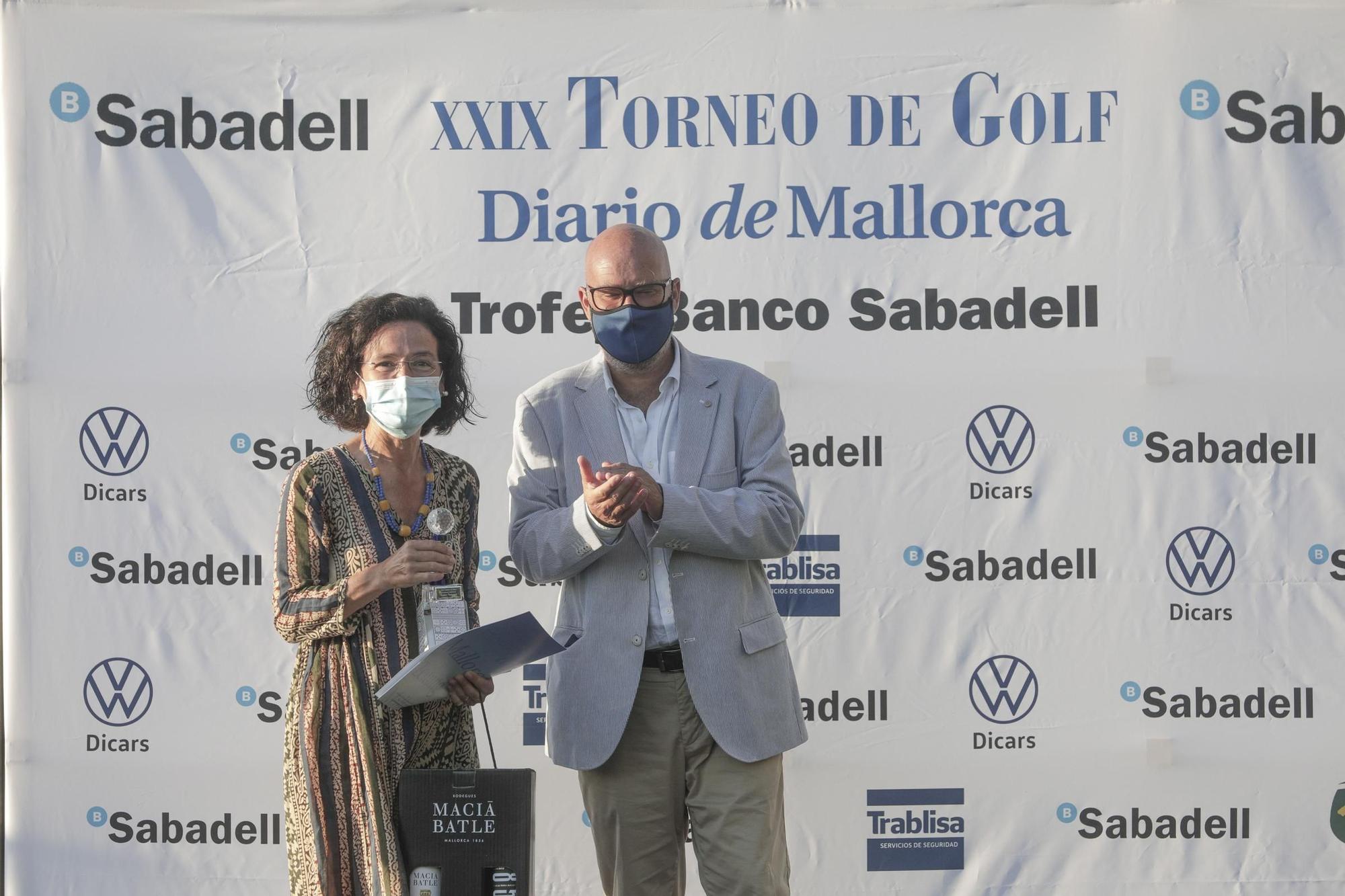 Los ganadores del XXIX Torneo Diario de Mallorca Trofeo Banco Sabadell dan su último golpe