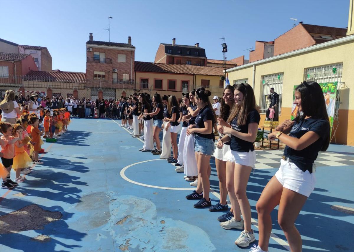 Jornada festiva para despedir el curso en San Vicente de Paúl | E. P.