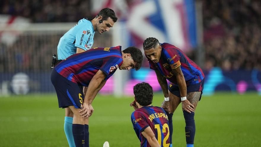 Xavi Espart to miss seven weeks with ankle injury after El Clasico