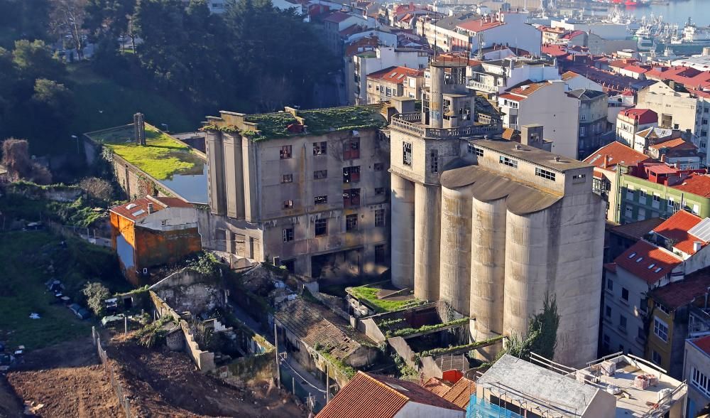 FARO retrata al antiguo edificio vigués desde todos los ángulos.