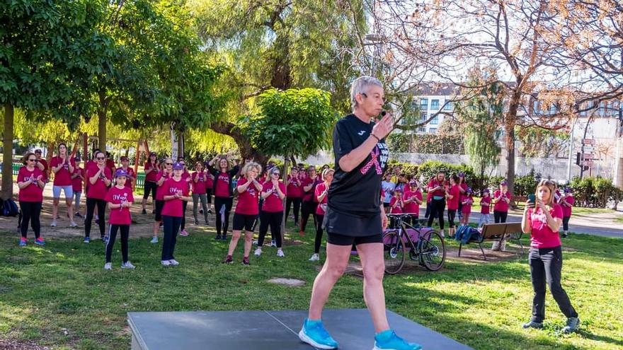 Entrenamiento &quot;fallero&quot; para la Cursa de la Dona Vicky Foods de Gandia