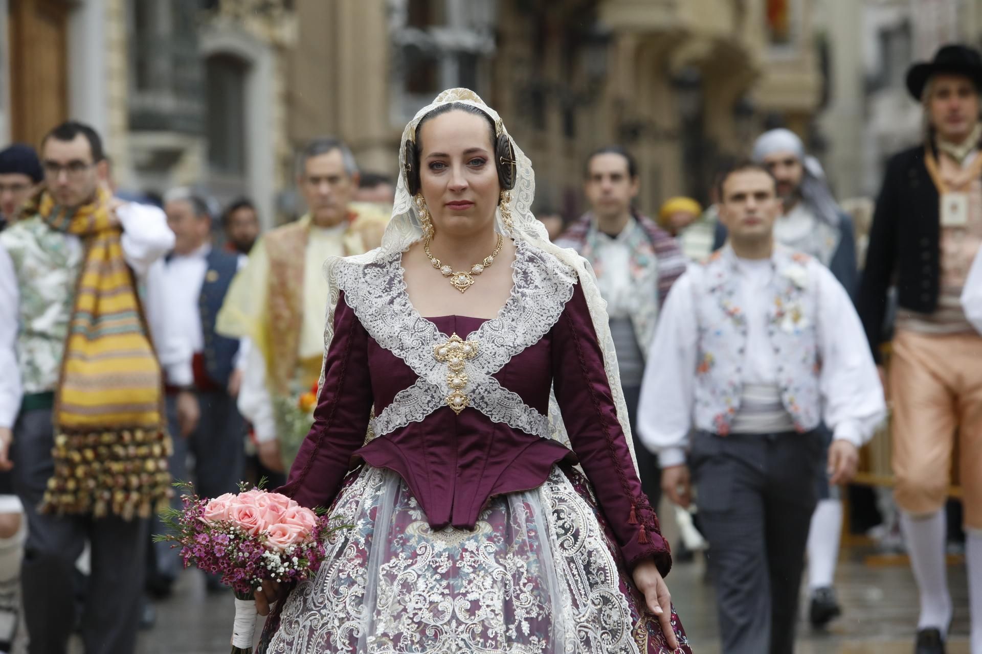 Búscate en el primer día de Ofrenda por la calle Quart (entre las 15.30 y las 17.00 horas)