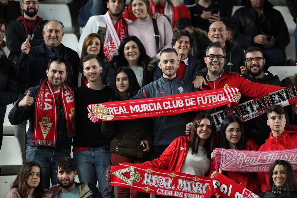 Ambiente en las gradas del Real Murcia - FC Cartagena