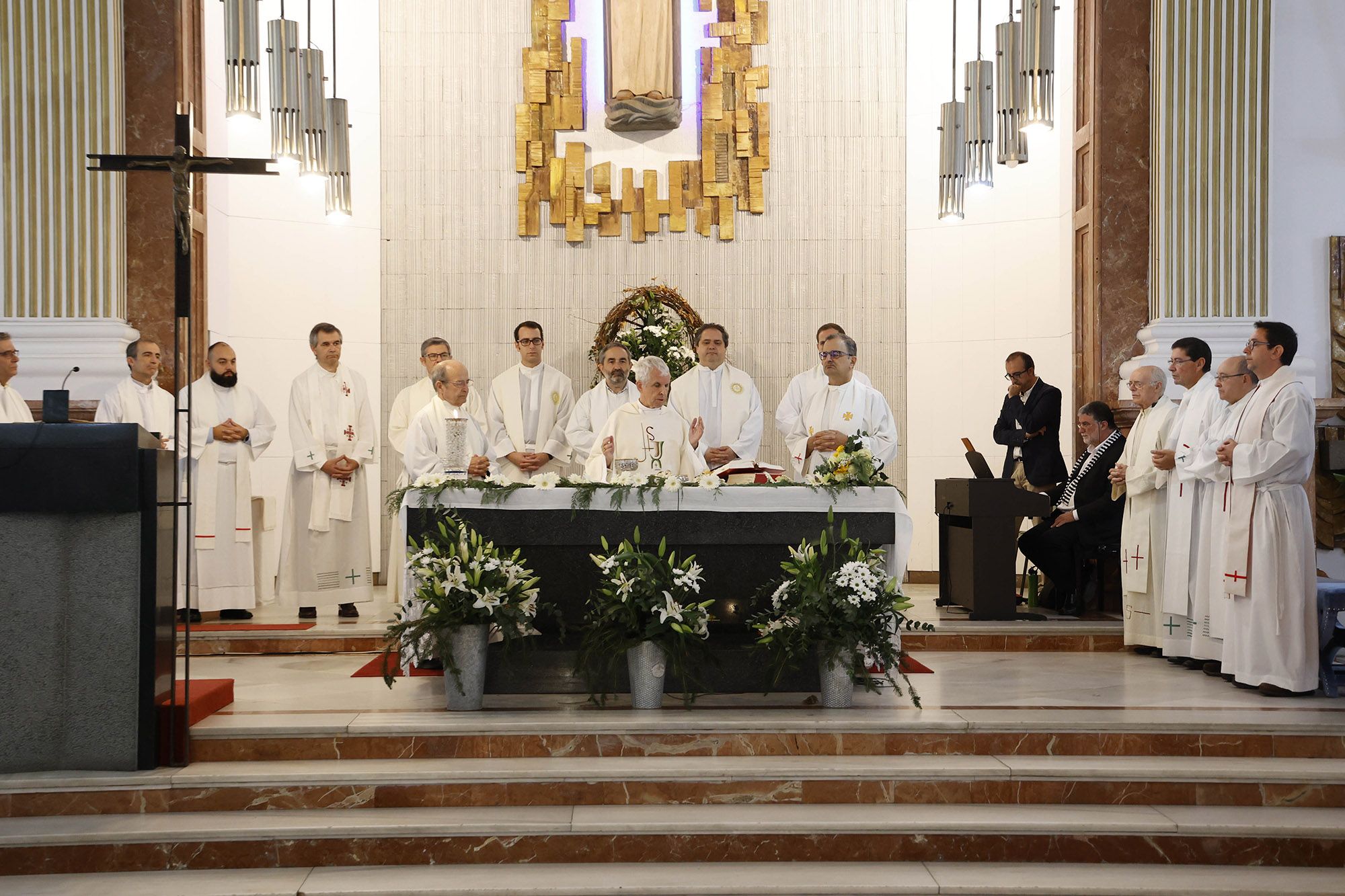 Acto institucional y misa por el 150 aniversario del Apóstol Santiago