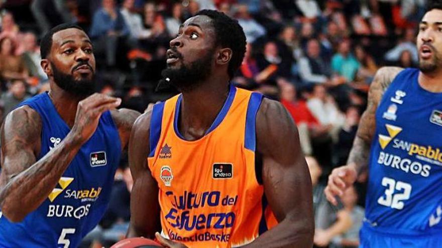 Partido entre el Valencia Basket y el San Pablo Burgos