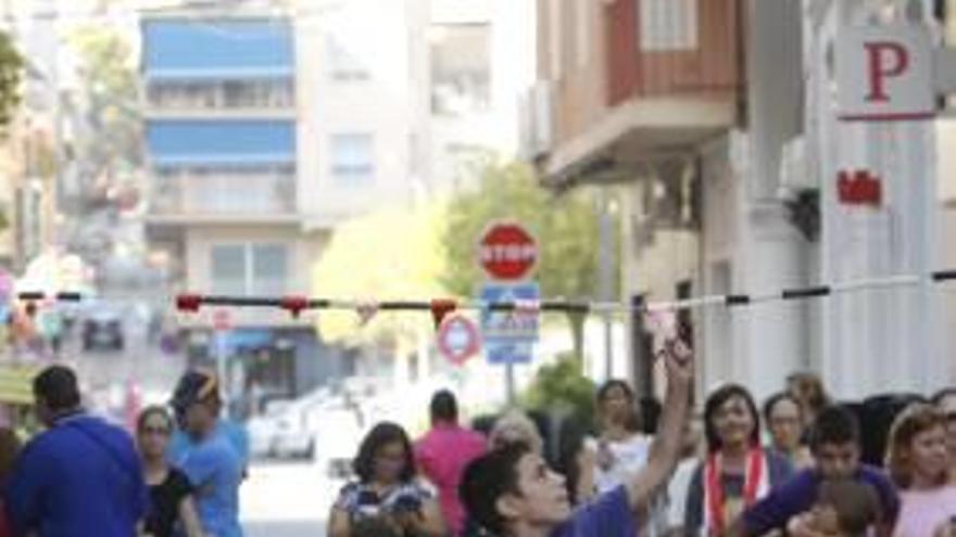 Fiestas a medio  gas en señal de luto