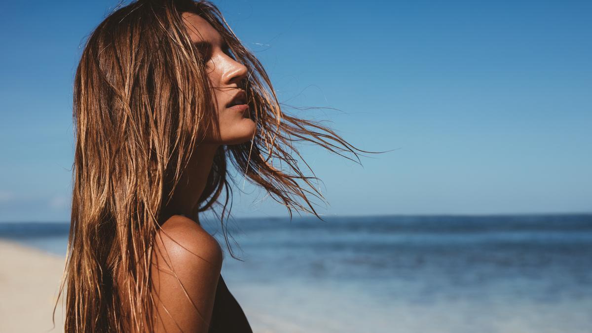 Deja de descuidar tu pelo: te contamos por qué necesitas utilizar un protector solar para tu melena