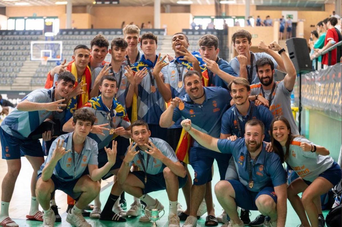 El cadete masculino del Valencia Basket, bronce en el Campeonato de España