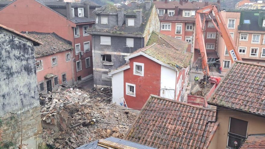 Los escombros en la «zona cero» de la explosión. | D. M.