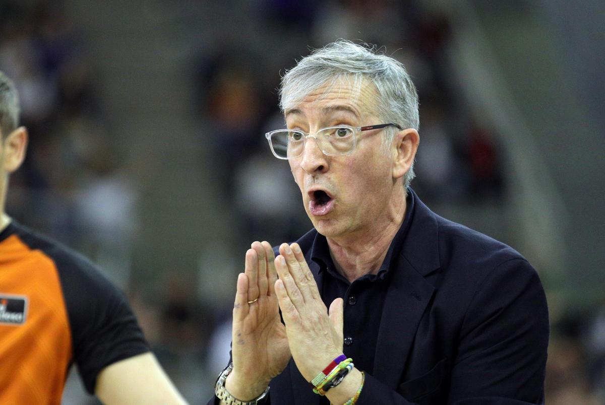 Fotos del partit entre el Bàsquet Girona i el Granada