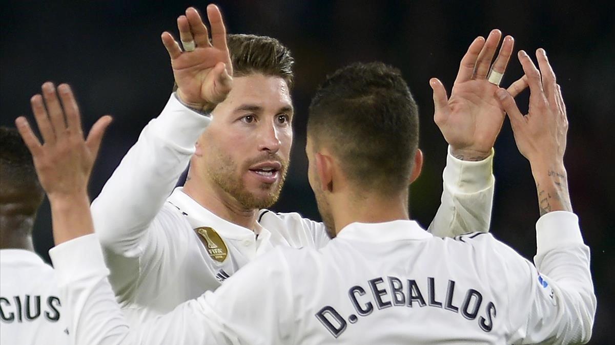 rpaniagua46529289 real madrid s spanish defender sergio ramos  l  congratulate190123201335