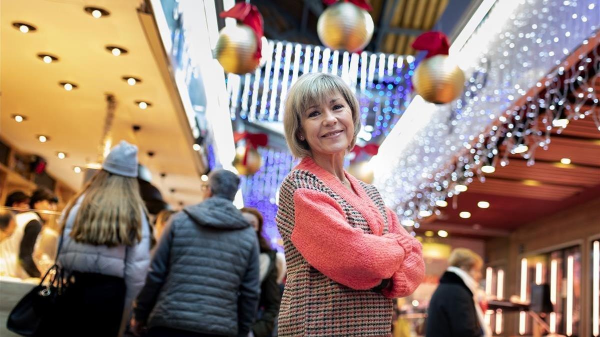 Mari Pau Huguet solía acompañar a su padre a los mercados donde vendían la fruta que cultivaban él y su madre.