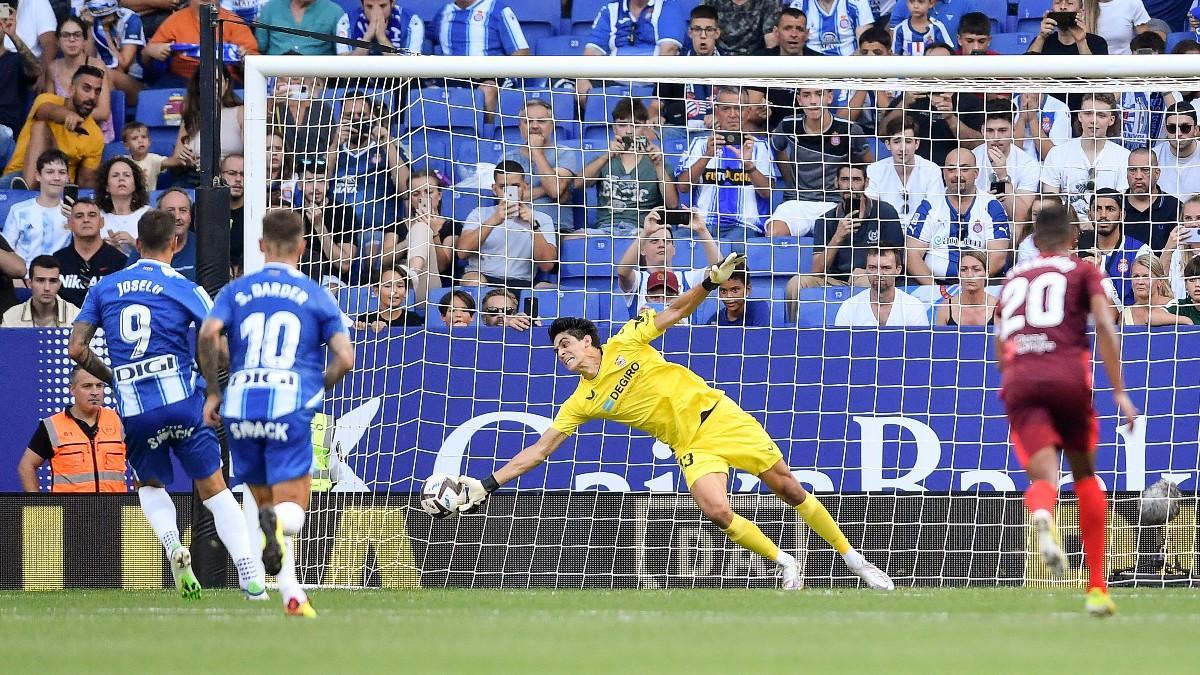 Momento del tanto de Joselu de penalti