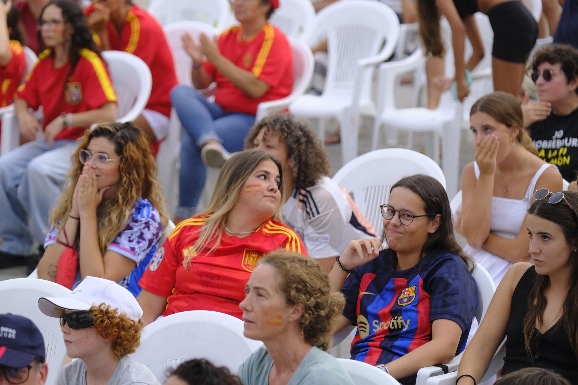 Ambiente de la final de la Eurocopa femenina de fútbol 