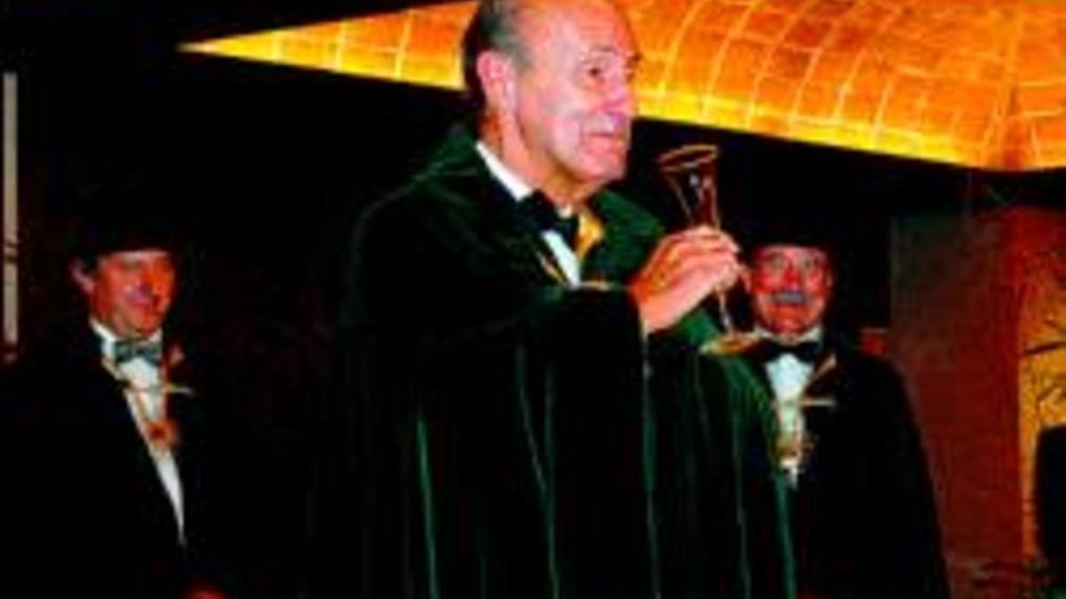 Miquel Roca entra en el selecto club del cava - El Periódico