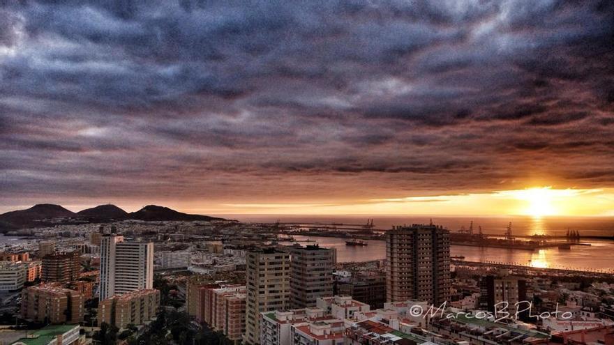 Amanecer en la capital grancanaria este jueves 11 de junio.