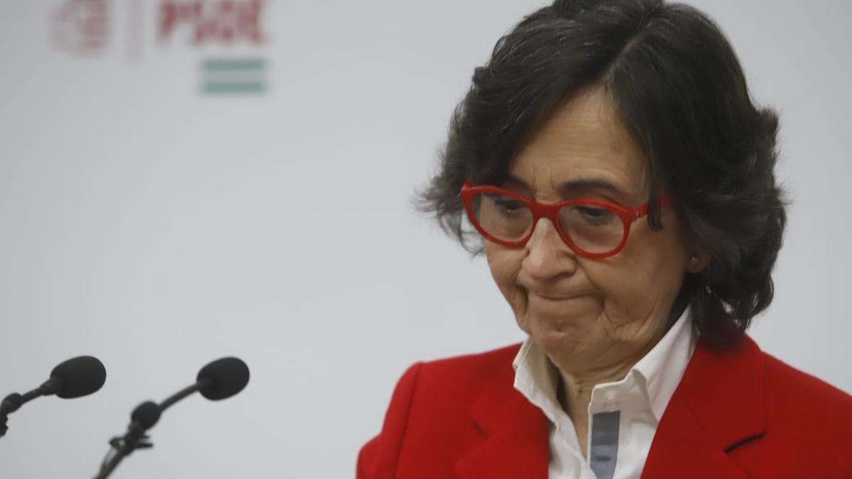 Rosa Aguilar, durante la intervención en la que anunció su retirada de la primera línea de la política.