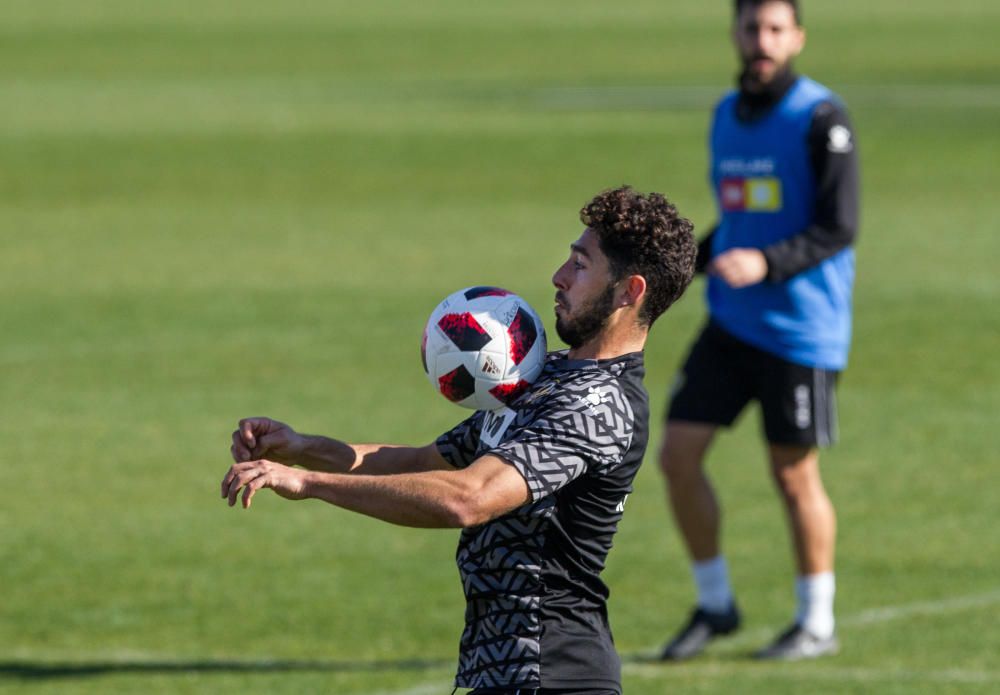 Presentación de Jona como nuevo jugador del Hércules CF