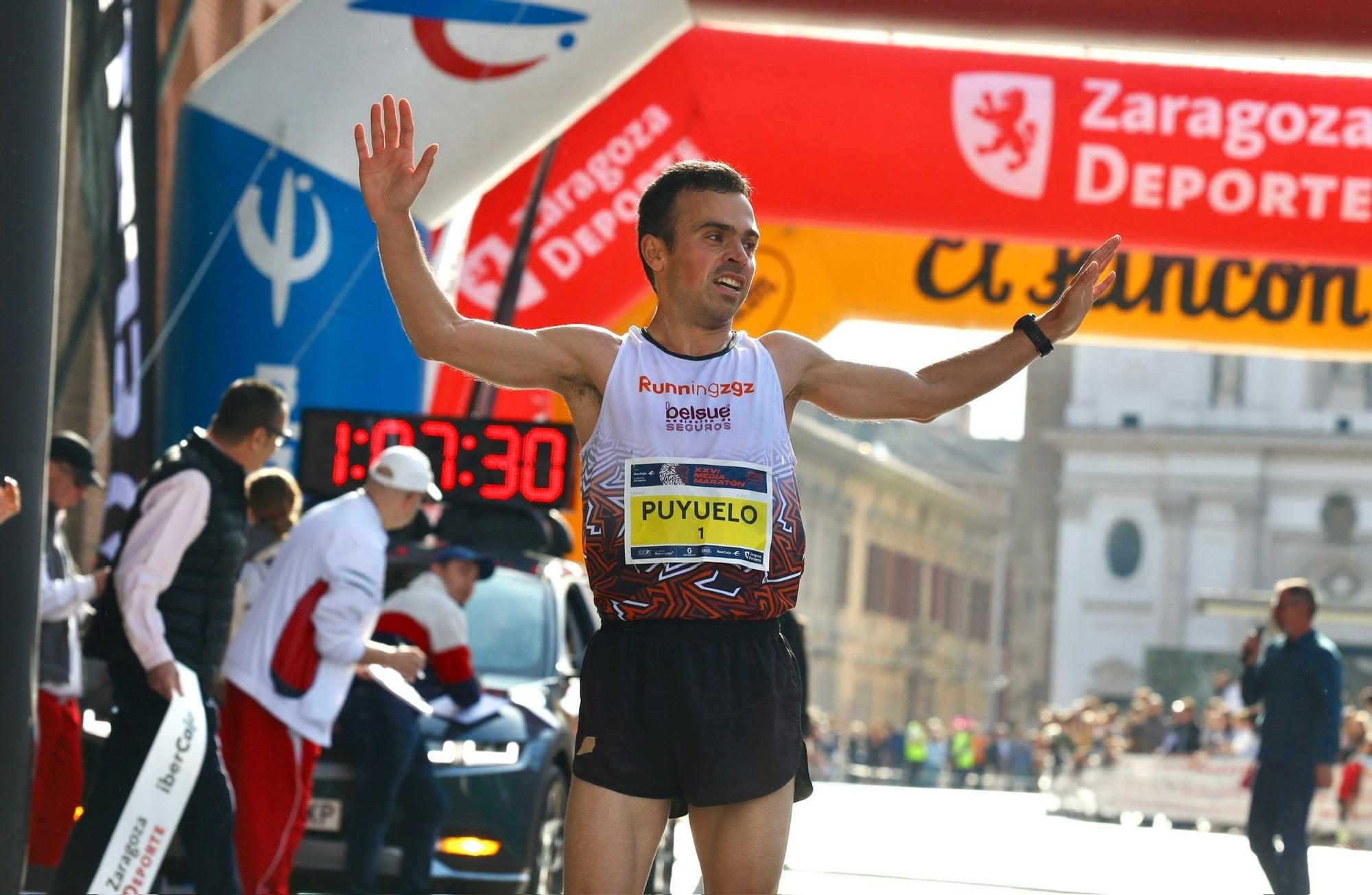 En imágenes | Búscate en el Medio Maratón de Zaragoza 2024