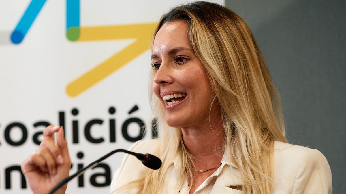 María Fernández: &quot;Si el 23 de julio Coalición Canaria no tiene diputados en Madrid volveremos a pagar las guaguas&quot;.