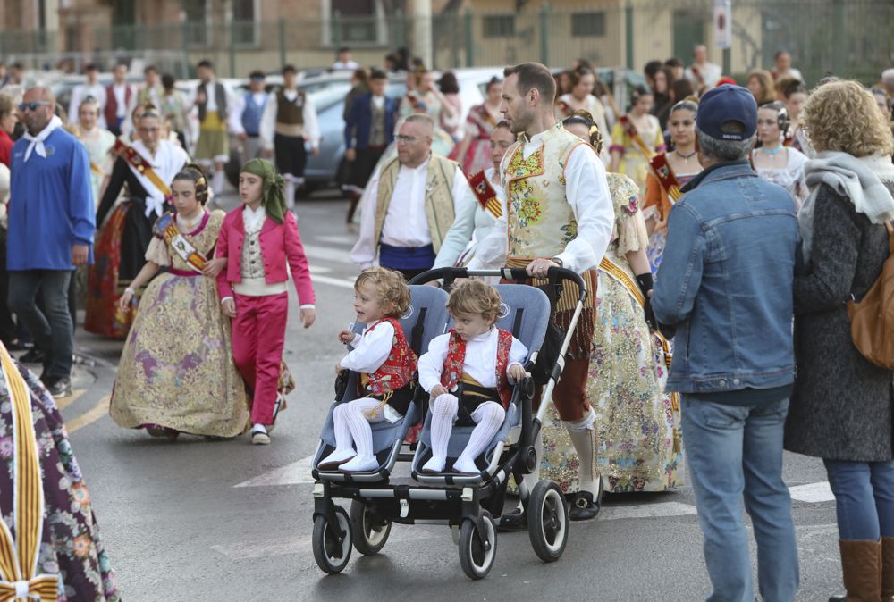 Visita de cortesía a las fallas del Port de Sagunt