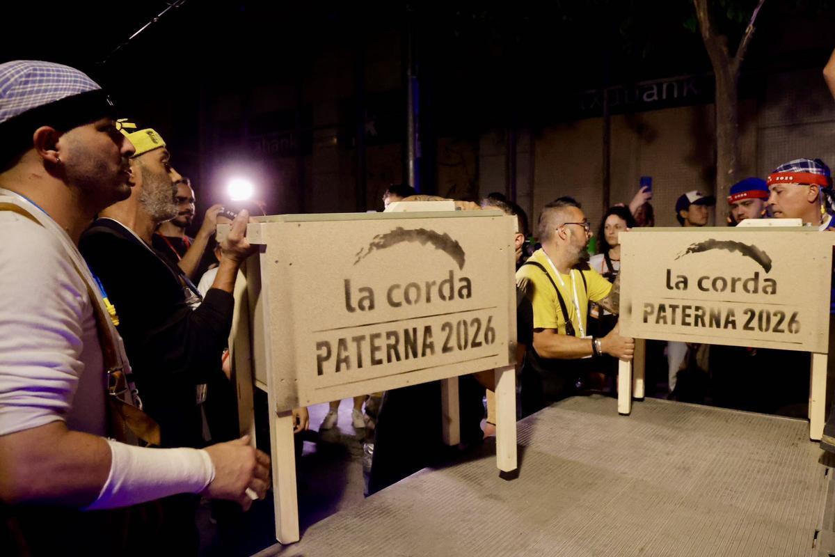 La Cordà de Paterna en fotos: Así ha sido el espectáculo pirotécnico