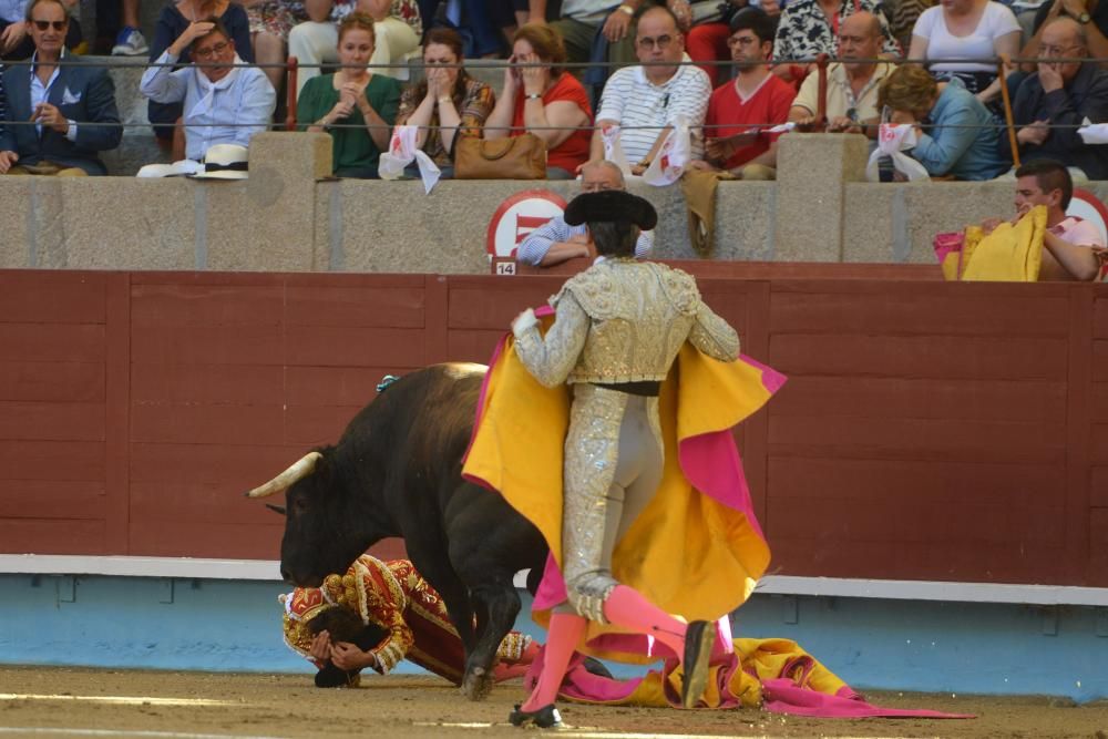 Gran tarde de toros en la de feria de Pontevedra