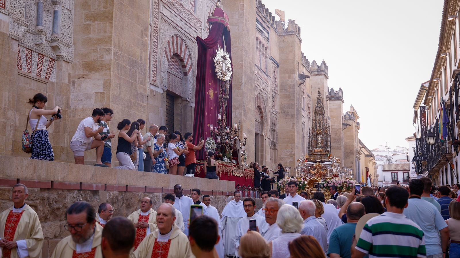 Tarde de Corpus en las calles