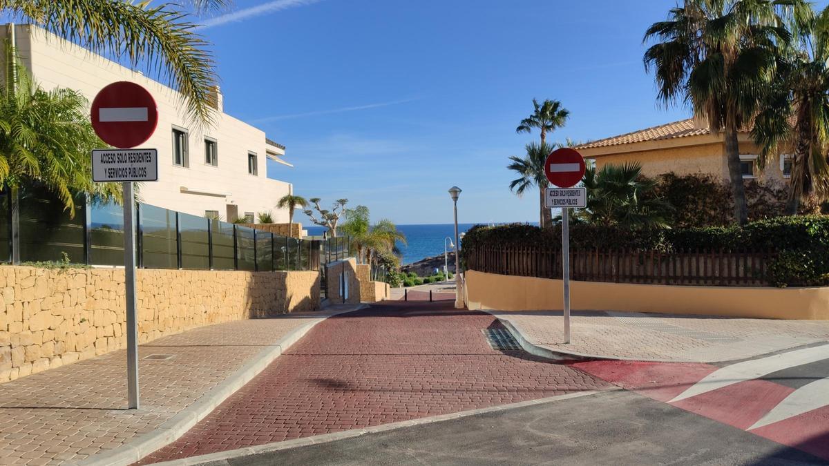 El Campello finaliza las obras para acabar con las inundaciones en viviendas de l'Almadrava
