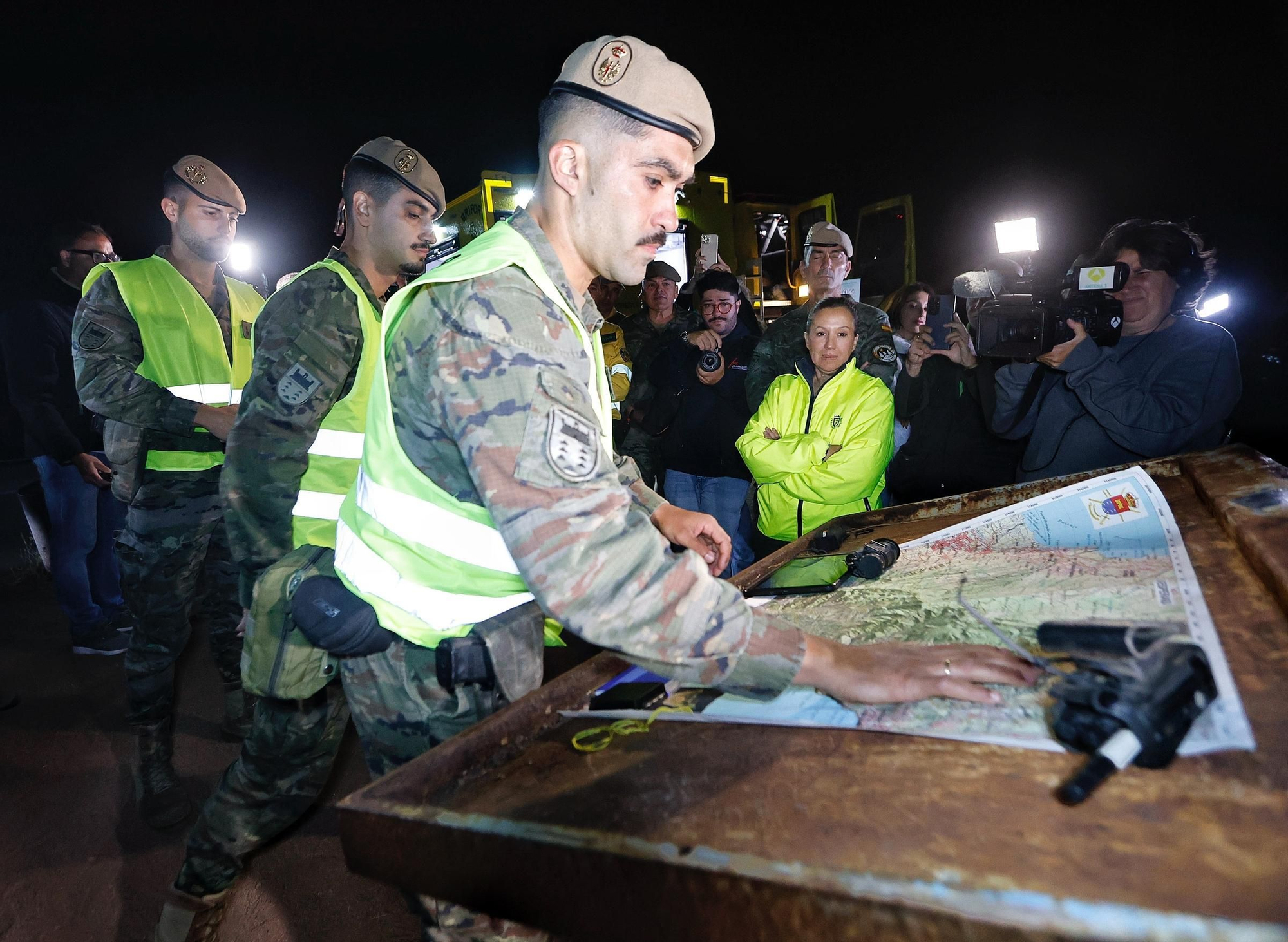 Visita nocturna al Operativo de Prevención y Extinción de Incendios Forestales