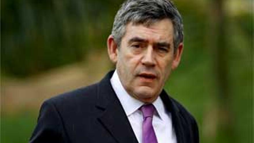 Gordon Brown, acorralado por el escándalo de donaciones ilegales