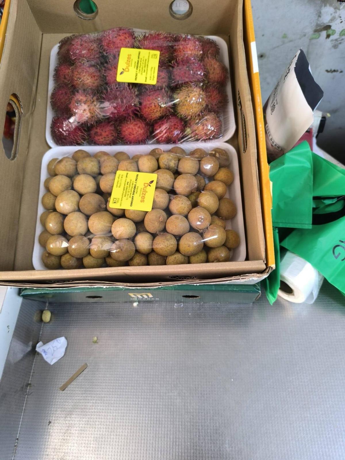 Ojos de dragón y rambután.