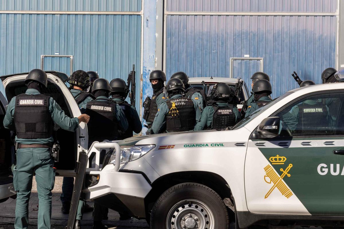 Golpe de la Guardia Civil contra contra el tráfico de personas en Alicante.