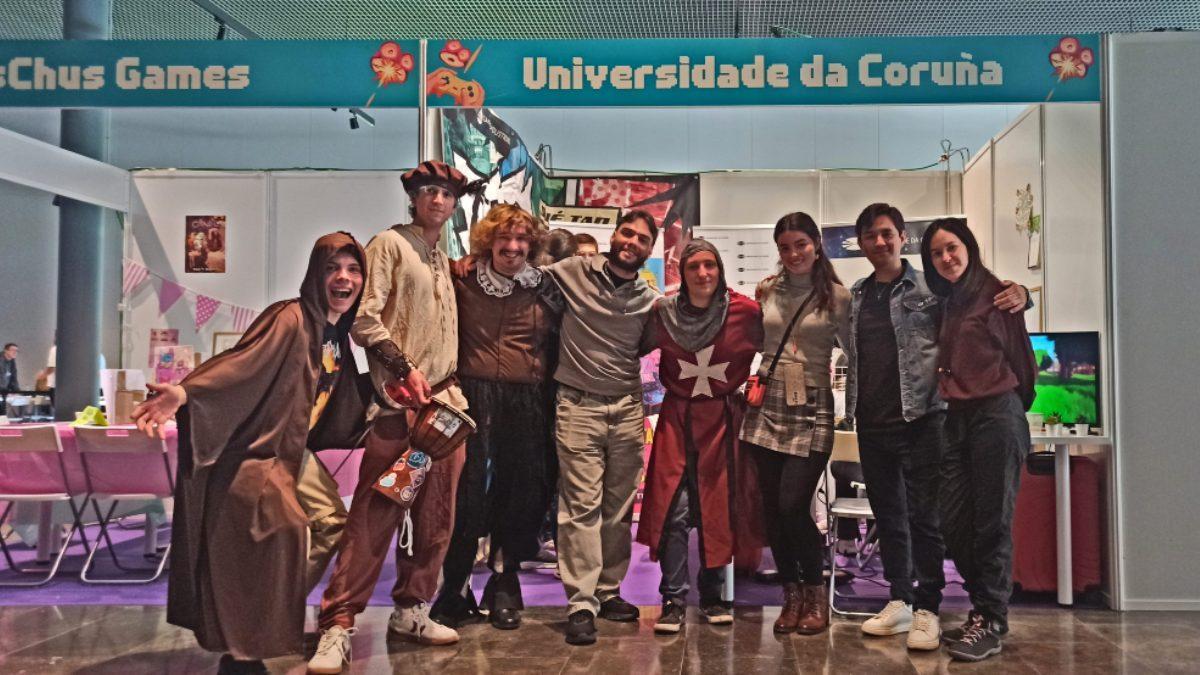 Por la izquierda: Marcos Filgueiras, Iago Fernández, Diego Cordero, Hugo López, Iván Iglesias, María Victoria Moreno, Jean Luis Manay y Liany Mederos, estudiantes de la UDC.