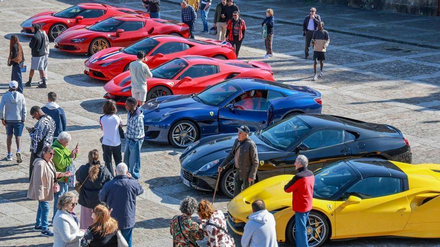Cambados aspira a ser la capital del turismo exclusivo en Galicia tras la visita del Club Ferrari España