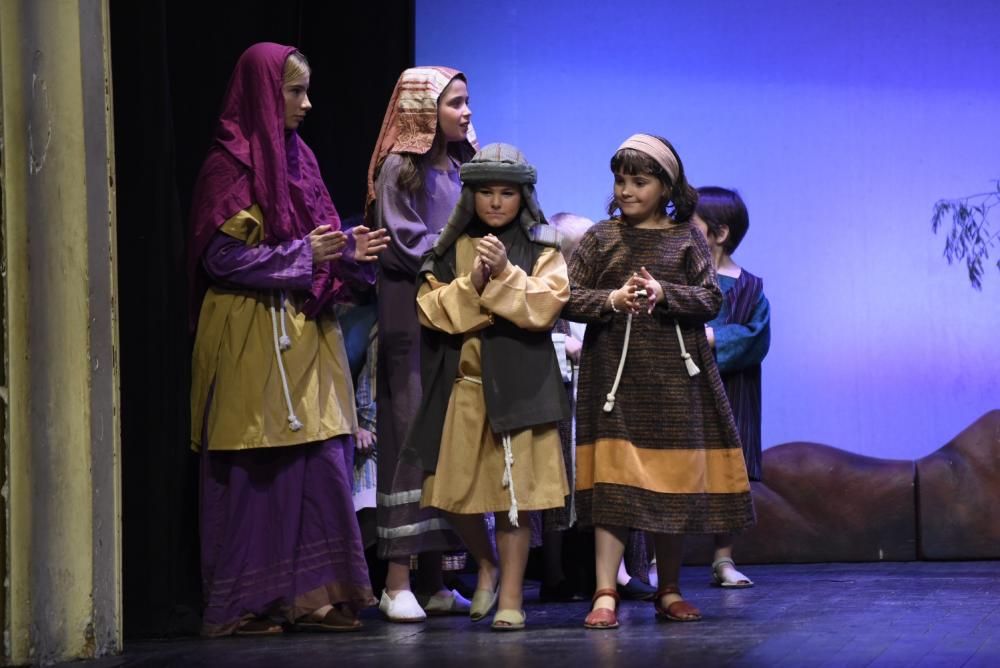 Representació dels Pastorets a la sala Els Carlins de Manresa