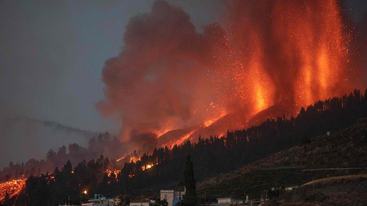 Espectaculares imágenes de la erupción del volcán de La Palma