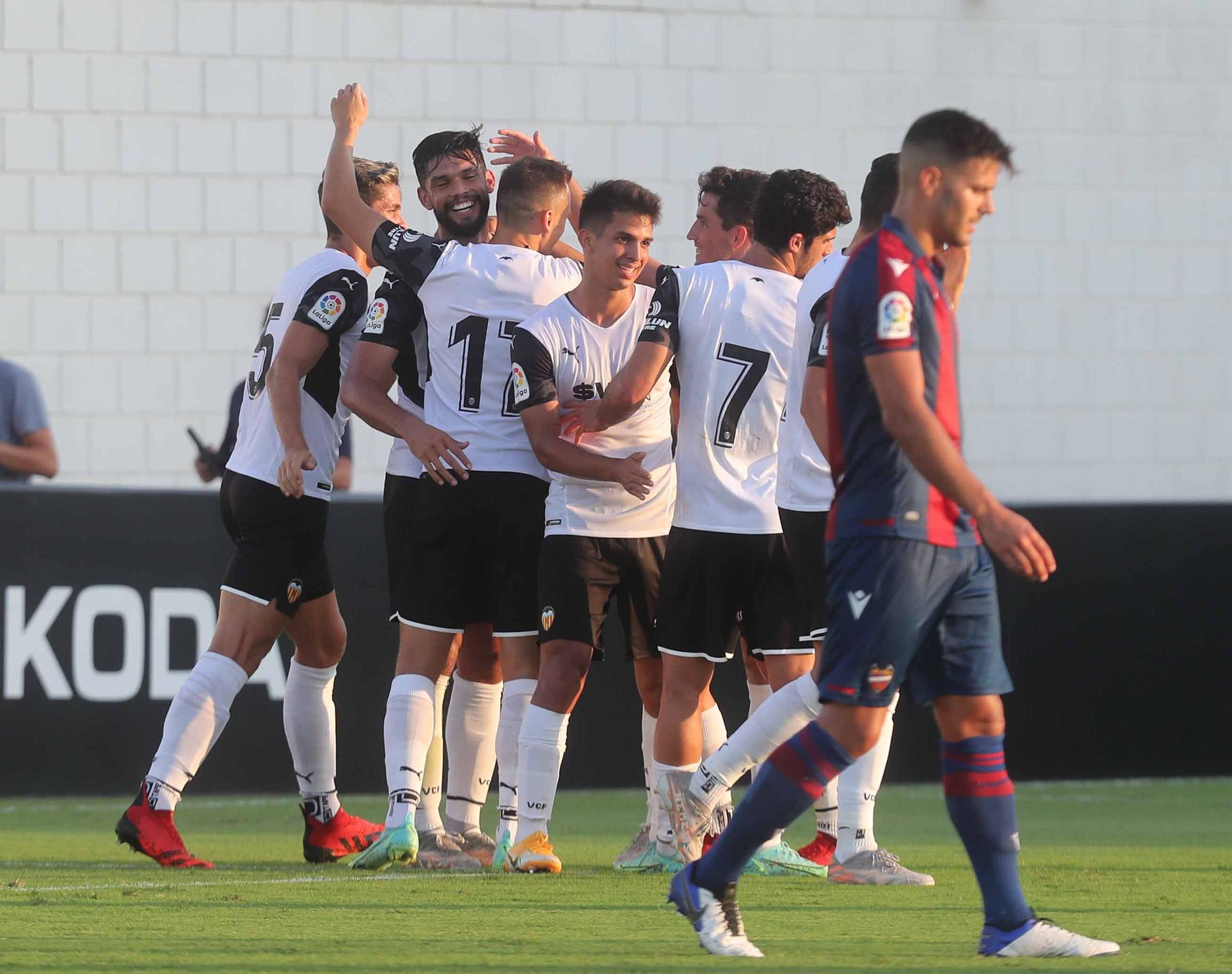 El Derbi Valencia - Levante, en imágenes