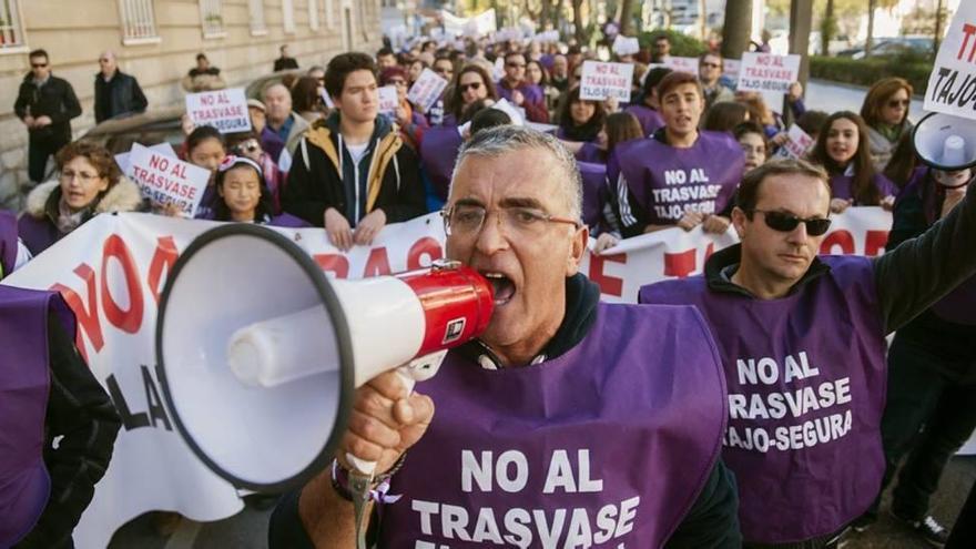 Guadalajara sale a la calle para decir &#039;no&#039; al trasvase