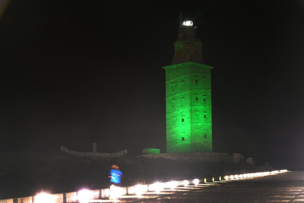 La Torre, de verde por el Día Mundial del Cáncer