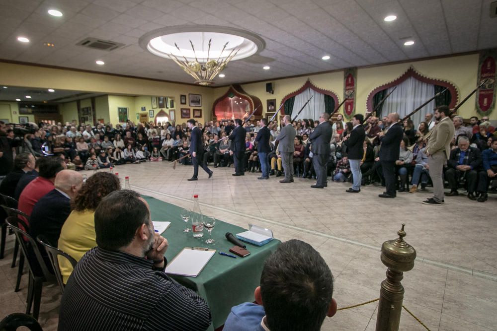 Concurso de elección del sargento moro en Alcoy