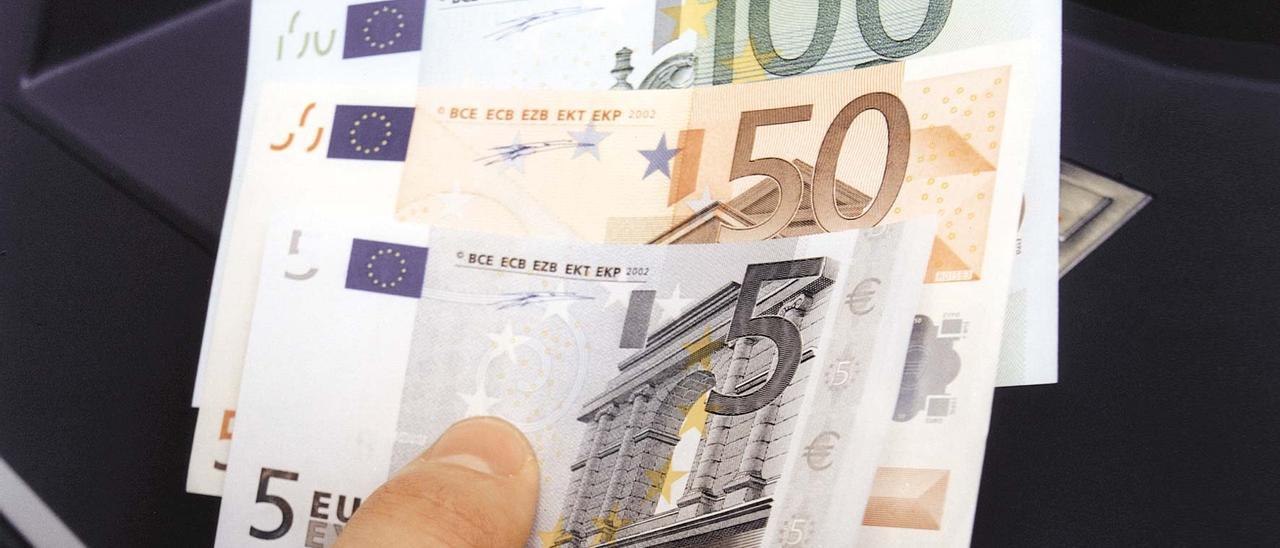 Billetes de euro de distintos valores.