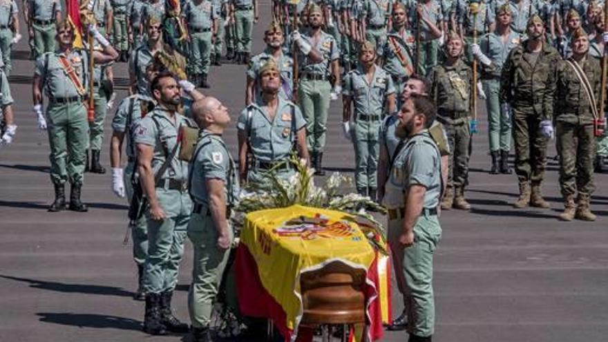 La Legión honra al joven militar fallecido de un disparo en Agost