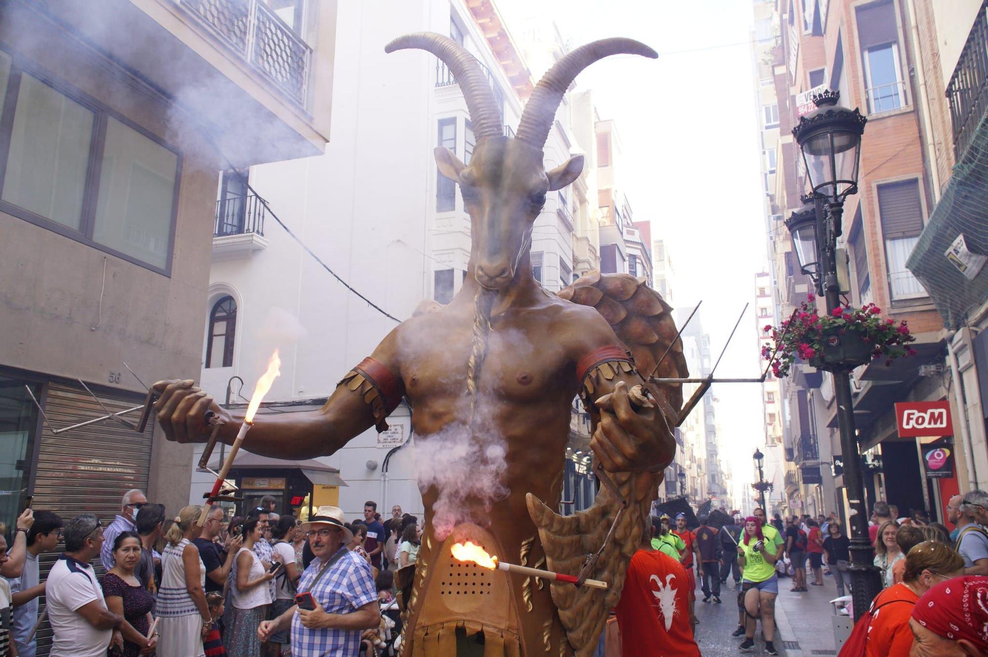 Castelló celebra la XXII Trobada de Bèsties de Foc