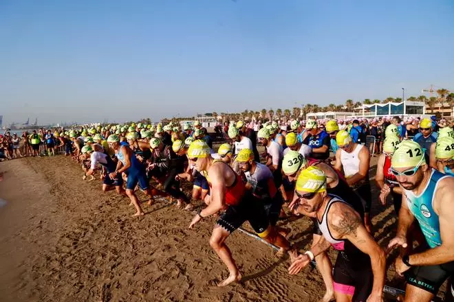 Baloncesto, waterpolo, ping pong y triatlón este domingo en los Gay Games de València
